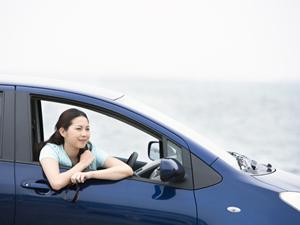 免許取得の方法はどれがお得?合宿免許と通学のメリット・デメリットを比較